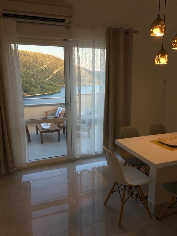 Apartments Ladesta Lastovo Exteriör bild