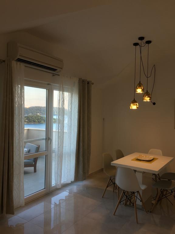 Apartments Ladesta Lastovo Exteriör bild